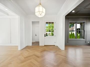 Hd 1724258426107 02 2119wilmetteave 32 Foyer Hires